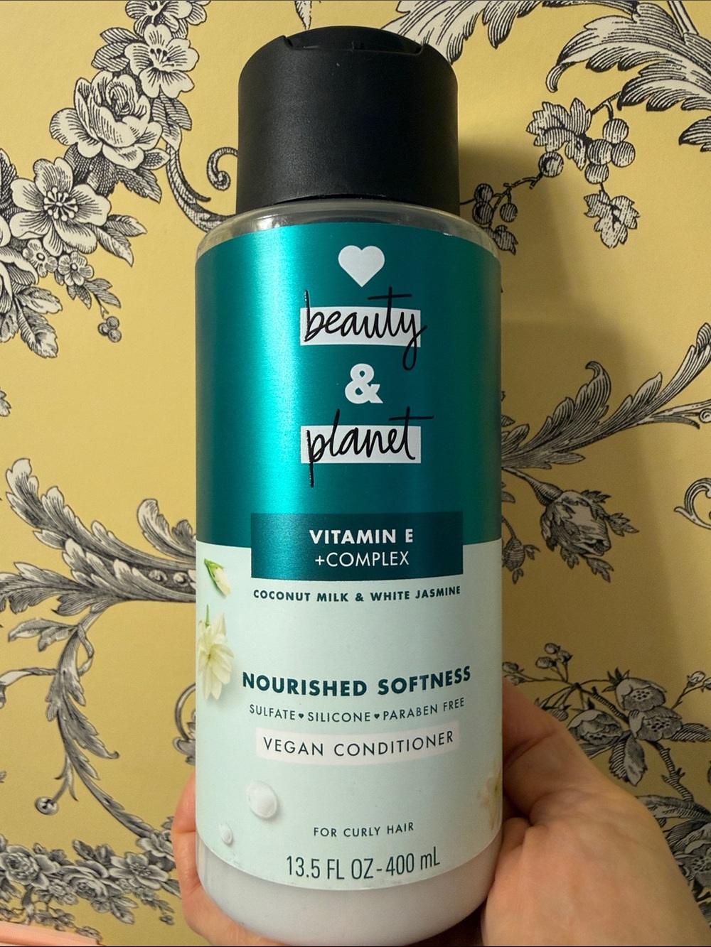 Vegan Conditioner Beauty & planet vitamin E complex coconut milk & white Jasmine